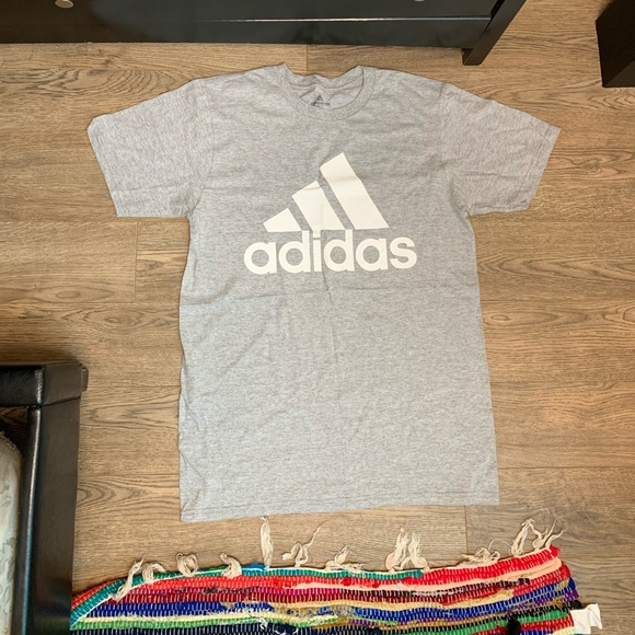 grey adidas shirt - Picture 3 of 7